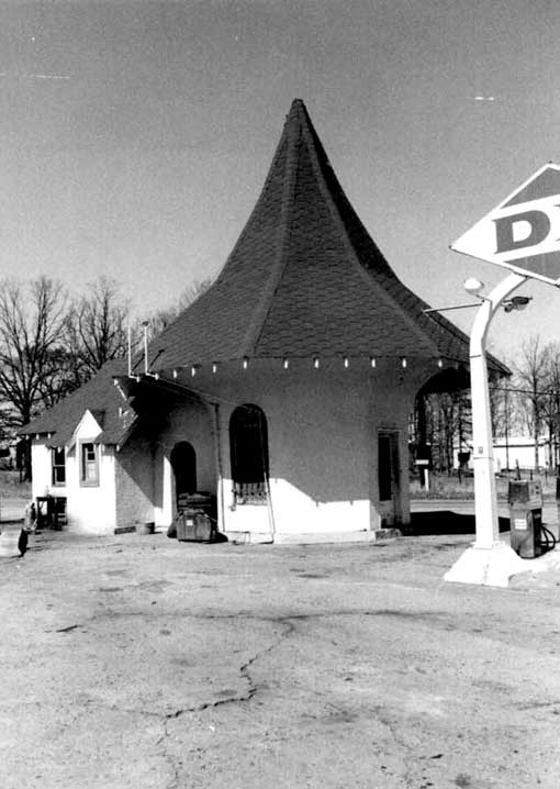The Roundtop Filling Station