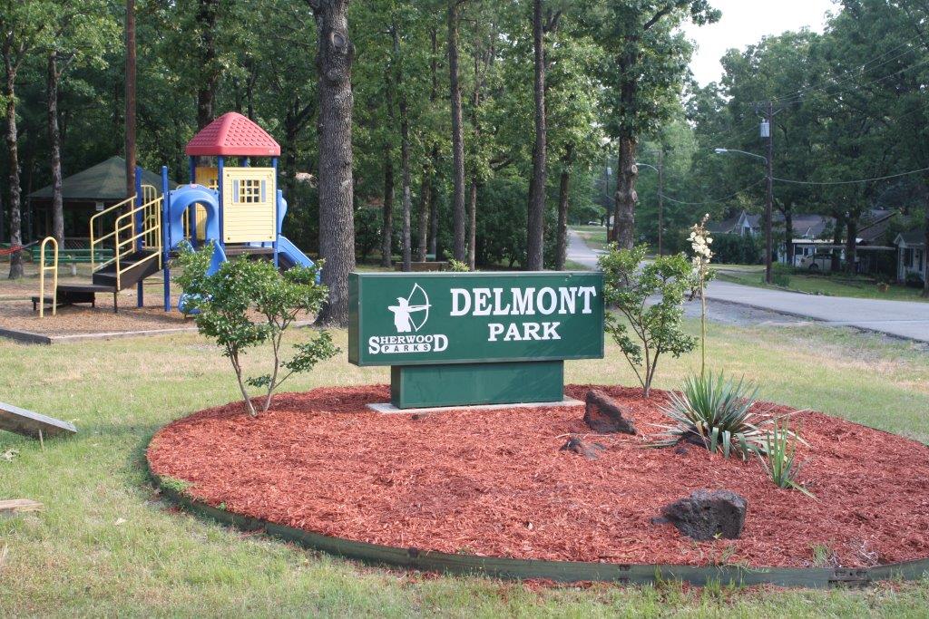 Photo of Delmont Park entry sign.